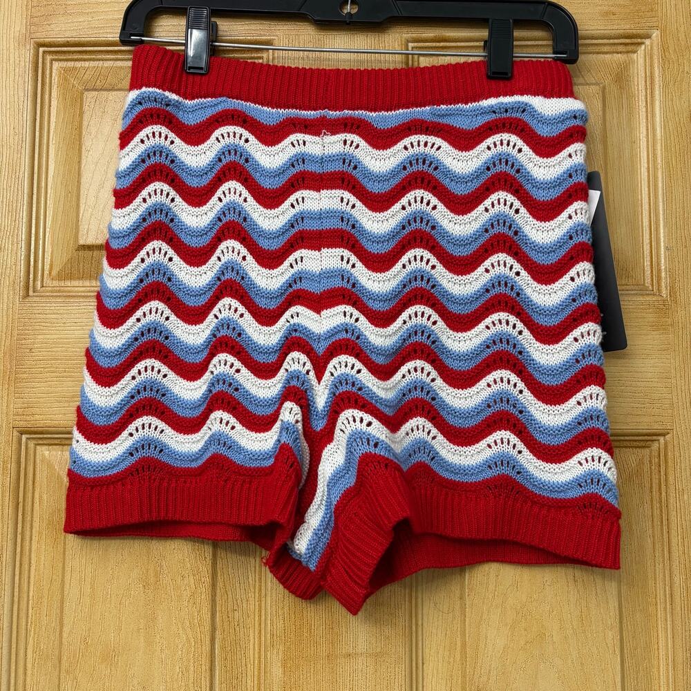 NWT Juniors' madden girl Wave Stripe Crochet Shorts size xs